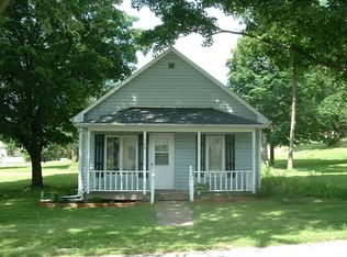 102 1st St, Mark, IL 61340