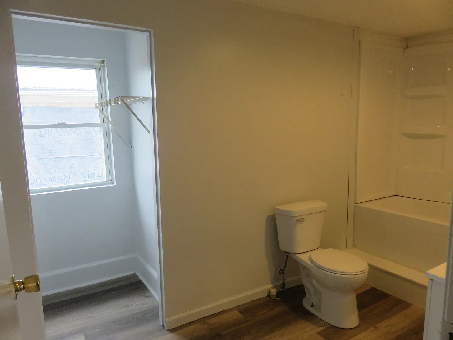 2 bed, 873 sqft, $800 — Photo 4