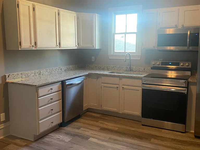 661 Gillette Ave SW — Photo 15