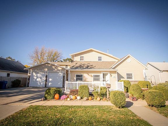 2nd image of 1828 G Ave