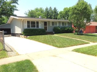 4517 Sugar Pine Dr NE, Cedar Rapids, IA 52402