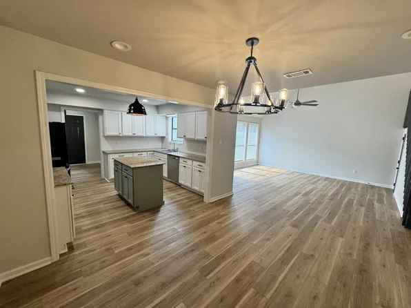4210 Waterwood Dr #1, Lake Charles, LA 70605