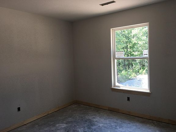 2nd image of 6 Little Borough Ln