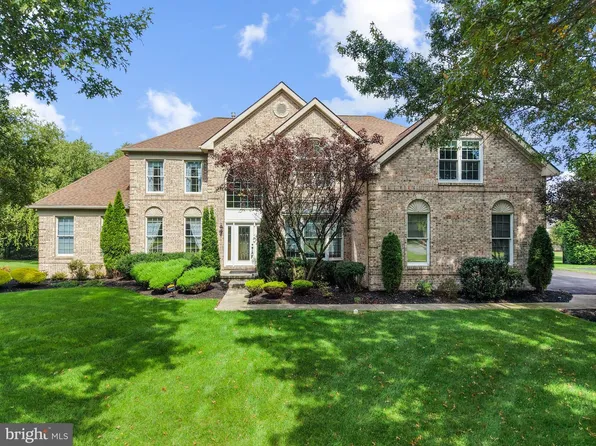 104 Addis Dr, Southampton, PA 18966