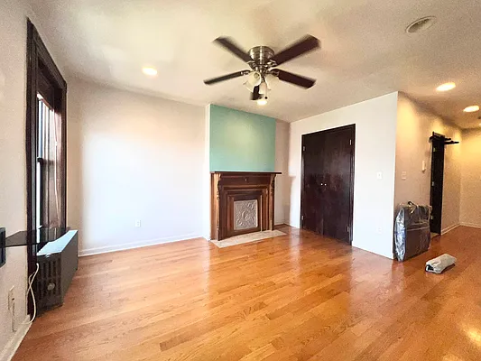 Rented by Voro New York | media 7