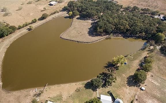 3rd image of 5789 W Interstate 30