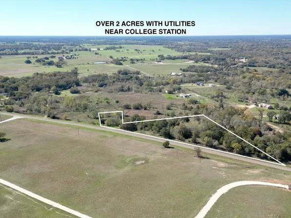 6040 Farm Road 2039, Snook, TX 77878