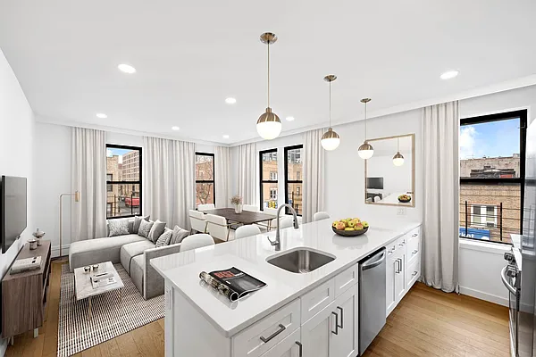 Rented by Douglas Elliman | media 16