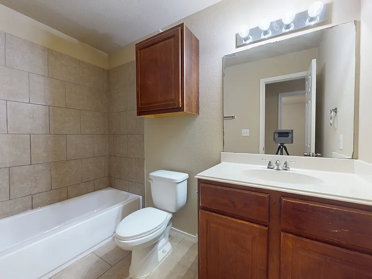 812 Parkplace Rdg — Photo 12