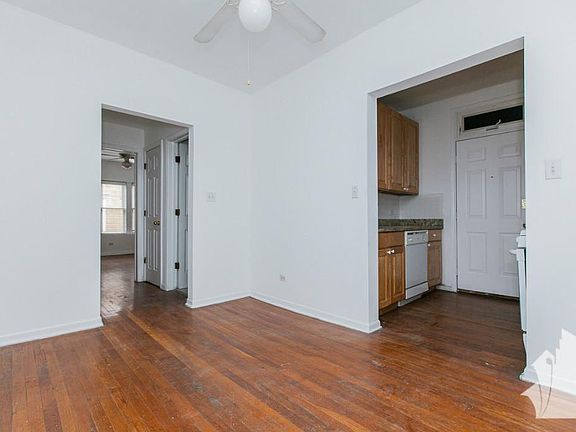 5th image of 677 W Wrightwood Ave #2N0