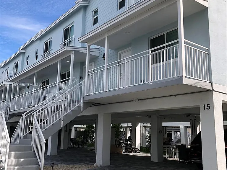 10877 Overseas Hwy #38 — Photo 33