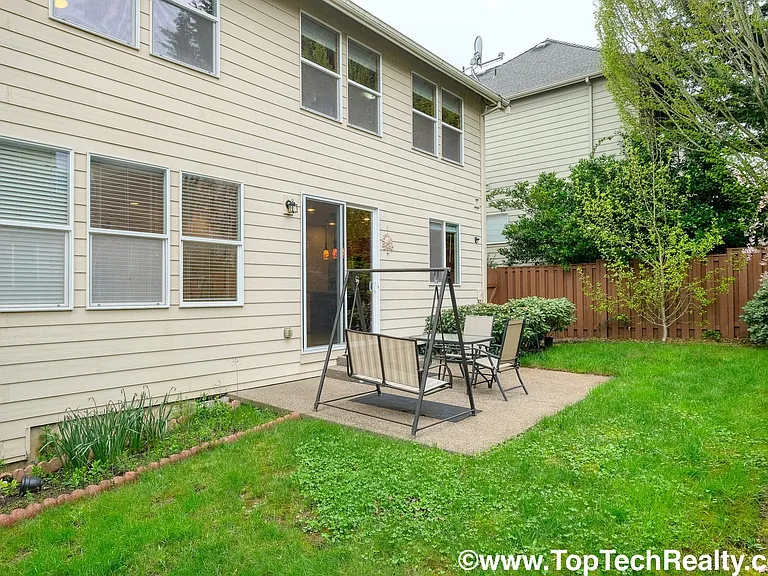 12852 NW Bayonne Ln — Photo 20
