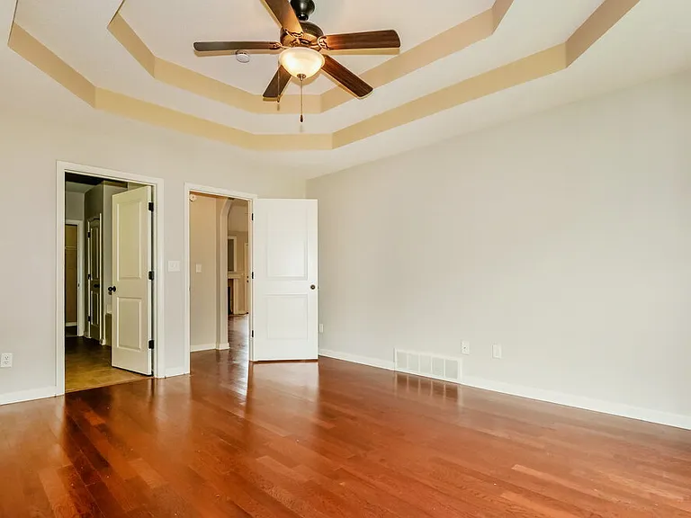 12379 Bevan Dr — Photo 11