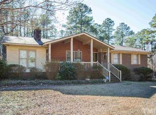 211 Manor Hills Rd, Lillington, NC 27546