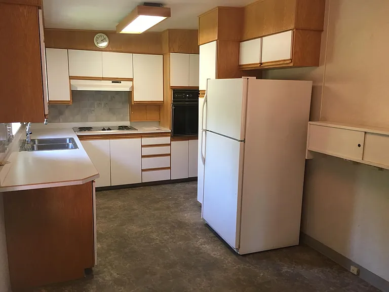 1520 S Grape St — Photo 10