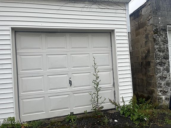 3rd image of 311 S Market St