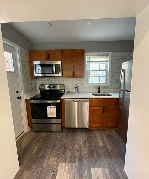 165 W Palmer St — Photo 5