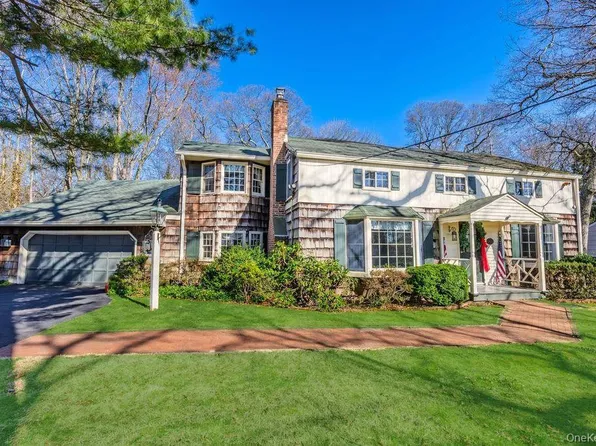 91 Quaker Path, Stony Brook, NY 11790