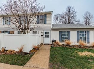20382 Williamsburg Ct #203C, Middleburg Heights, OH 44130