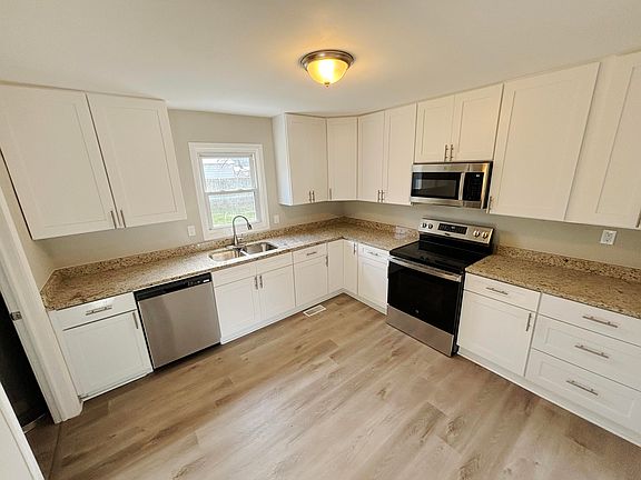 5th image of 1012 E Talmage Street