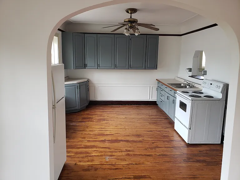 62 W Washington Blvd — Photo 6