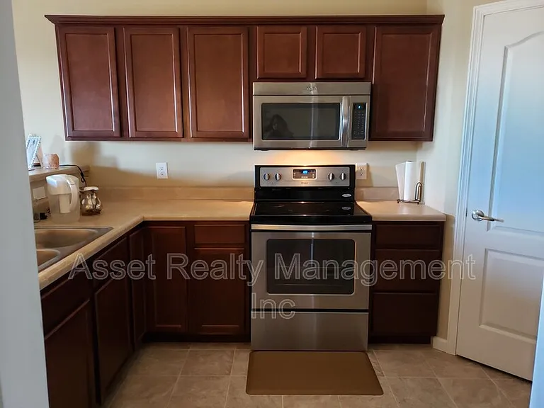 235 Stonefield Rd #1 — Photo 5