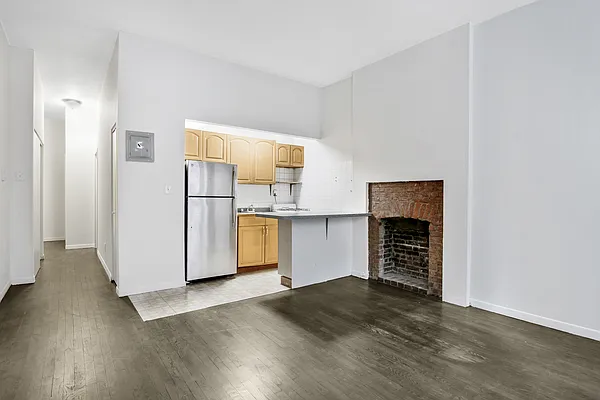 Rented by Oxford Property Group | media 10