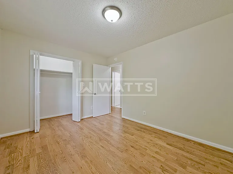 1036 Rose Hill Cir — Photo 16