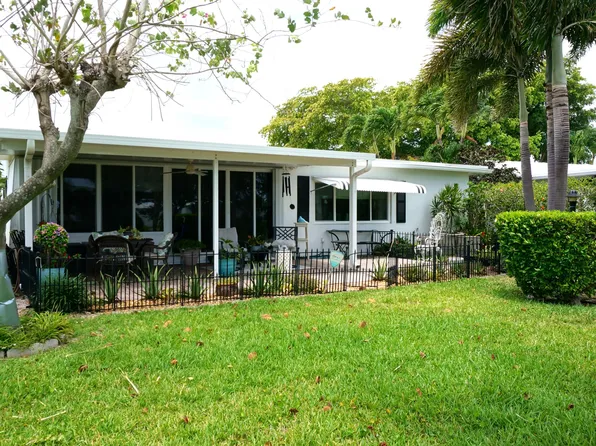 2209 SW Roma Way, Boynton Beach, FL 33426