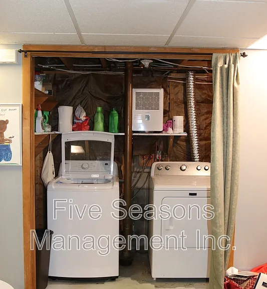 70 Pleasant Ave — Photo 42