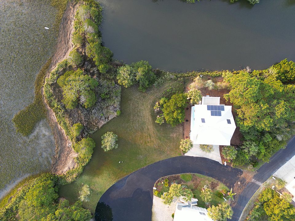 2nd image of 6 Key West Dr Drive