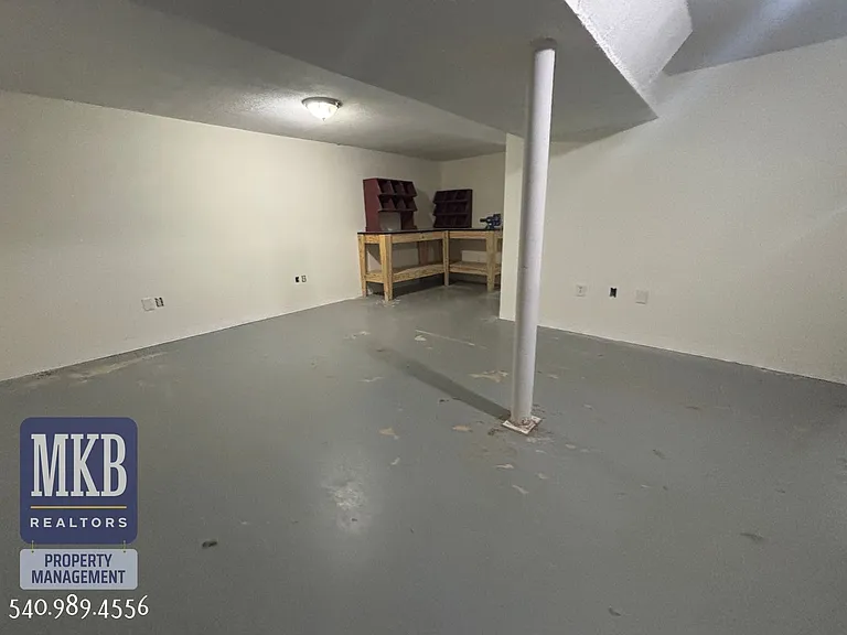 4706 Casper Dr NE — Photo 31