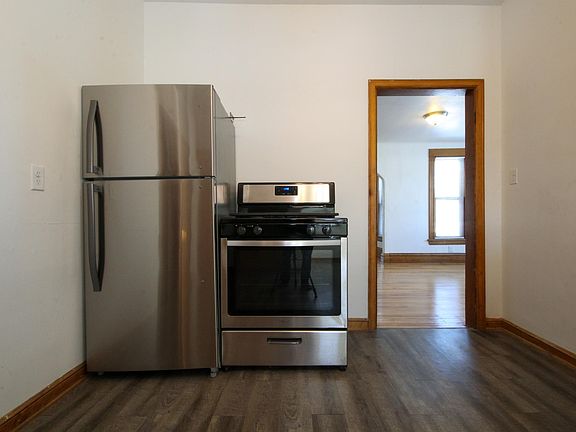 4th image of 2840 28th Ave S #2-1UNITS-1