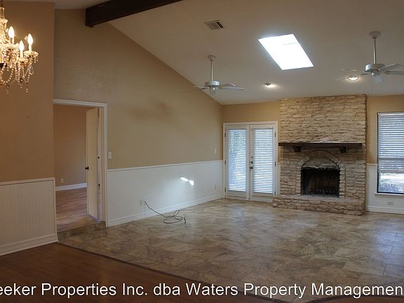 5th image of 4105 Manzanita Dr