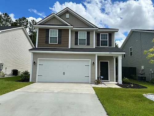 102 Brightleaf Cir Photo 1