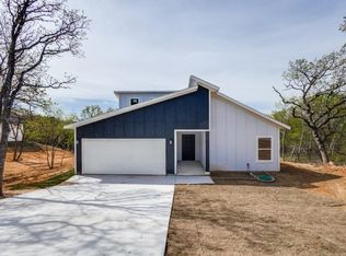 267 Jim Walter Dr, Runaway Bay, TX 76426