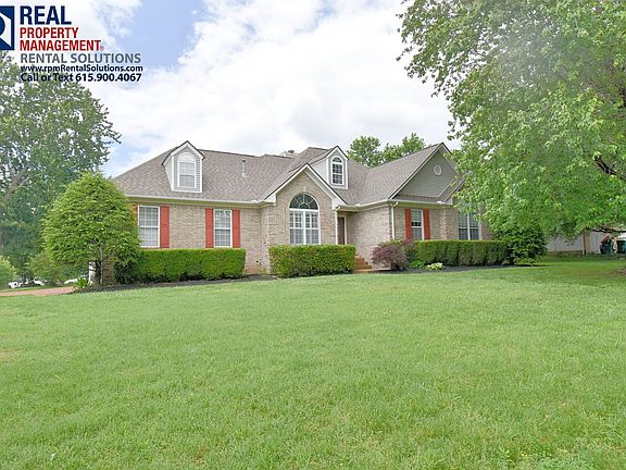 2nd image of 2930 Iroquois Dr