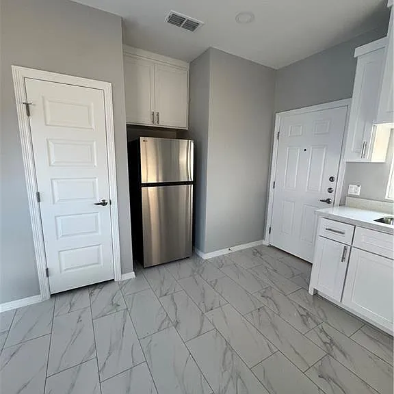 2109 Elsham Rd #2 — Photo 4