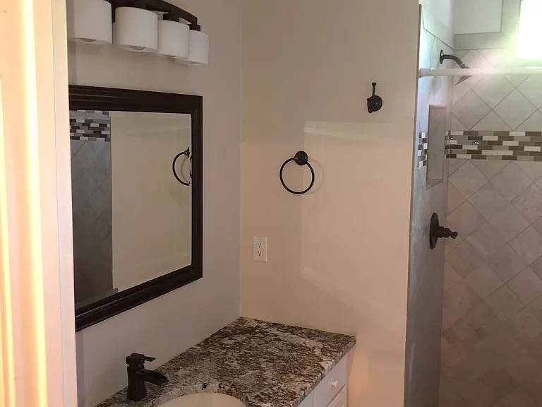 1066 Atherton Ln — Photo 17