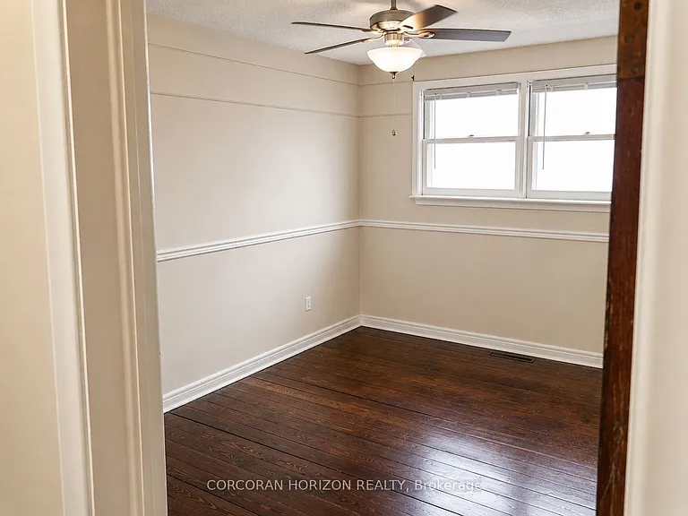 20407B Leslie St #MAIN — Photo 17