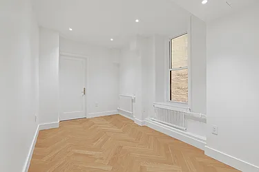 Rented by Akelius Real Estate Management