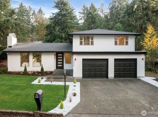 8902 45th St W, Tacoma, WA