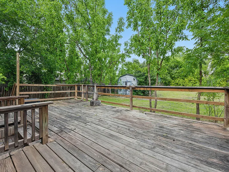 901 Kimbrough St — Photo 35