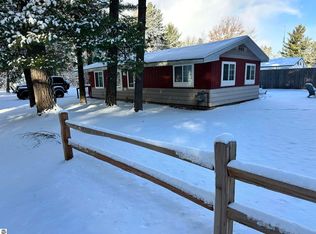 10149 Beverly Dr, Saint Helen, MI 48656