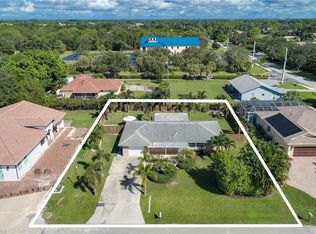 9661 Road Runner Ct, Estero, FL 33928