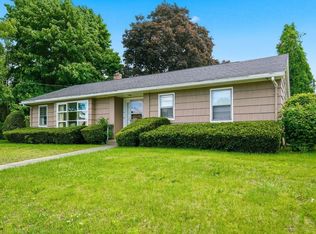 5 Slater St, Webster, MA 01570