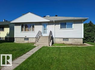 9504 63rd Ave NW, Edmonton, AB T6E0G4