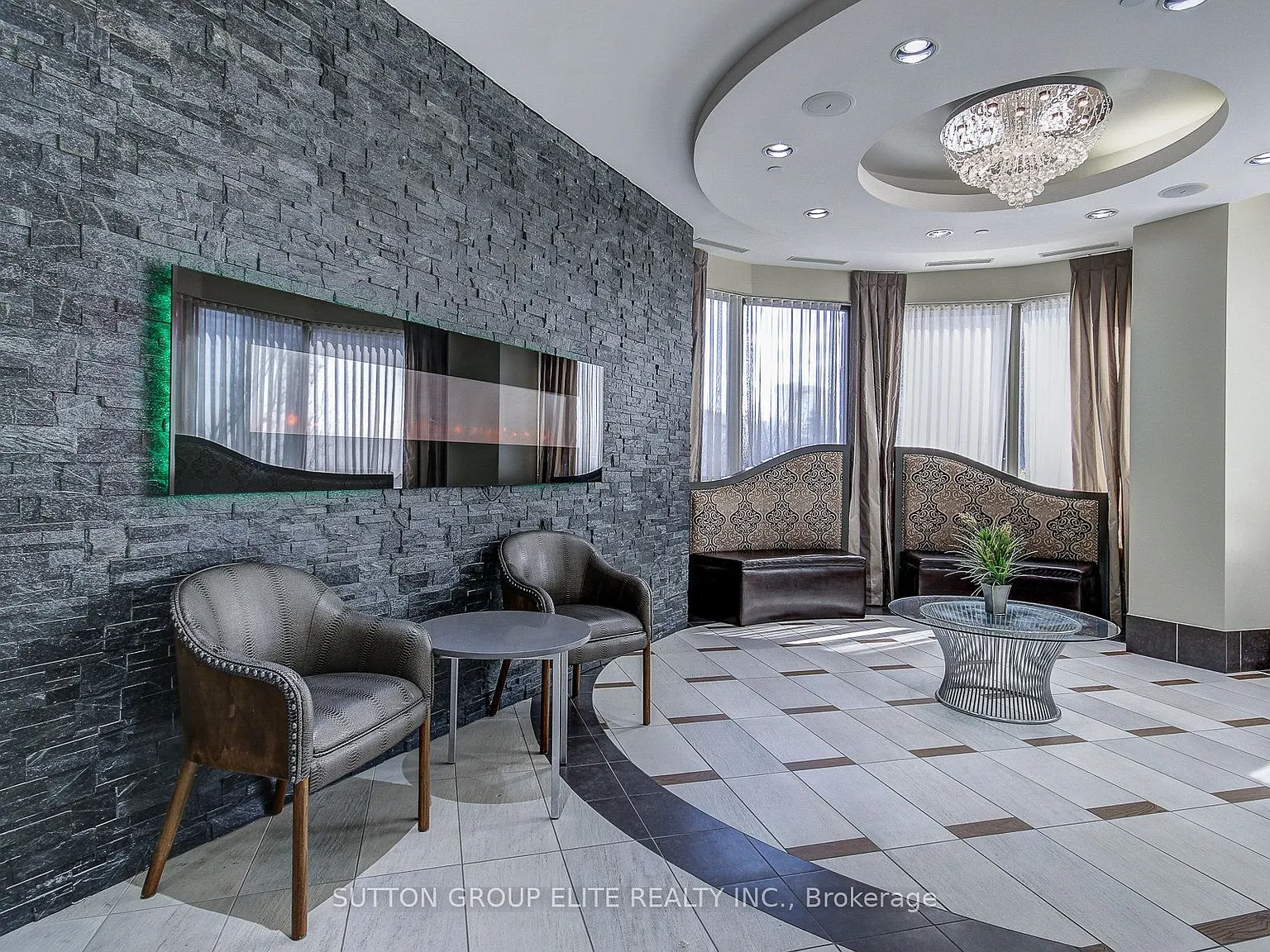 2 bed, $2,600 — Photo 2