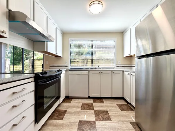 4453-4455 SW Garden Home Rd, Portland, OR 97219