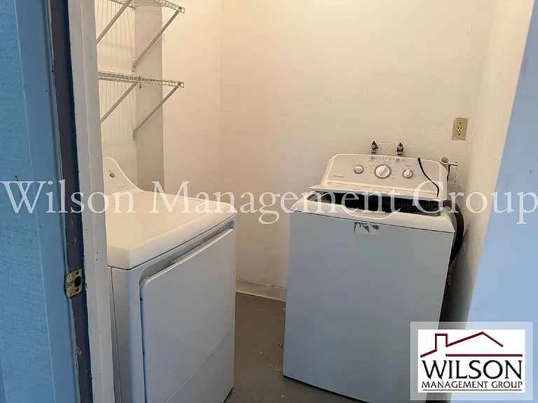 2365 Oak Park Way — Photo 21